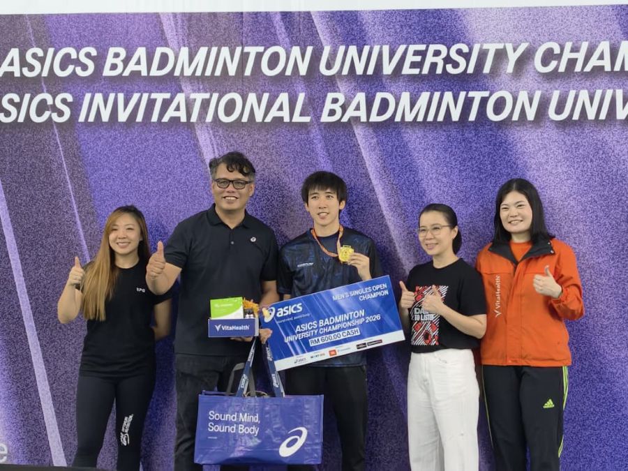 Eu Cong Badminton Universiti ASICS
